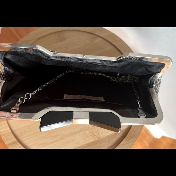 Vintage Style Clutch/ or Shoulder Bag - Picture 6 of 6